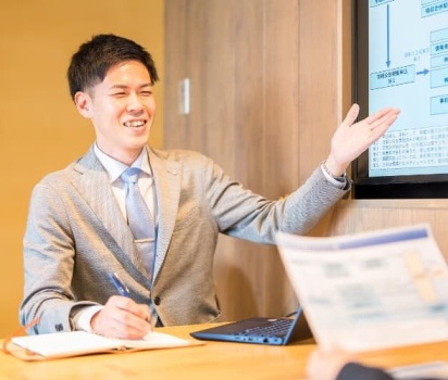 特徴①：500社超の豊富な企業法務実績